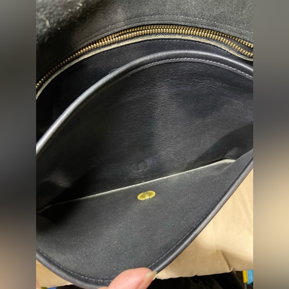 Vintage 1980’s Convertible Clutch in Black - Picture 8 of 16